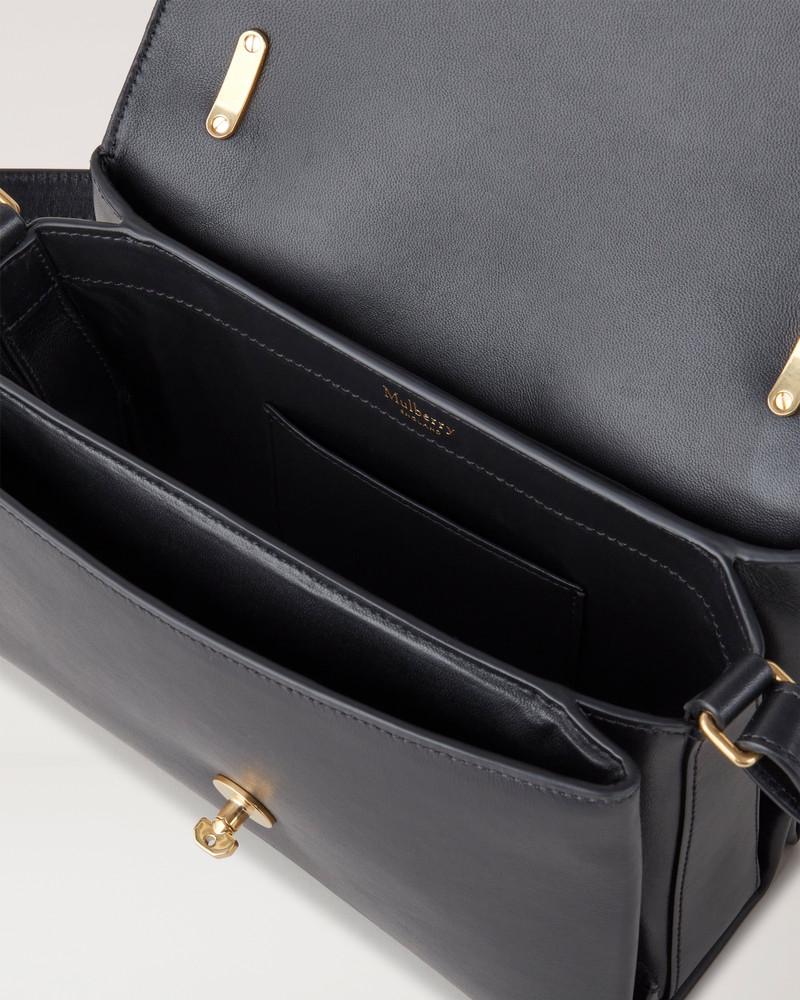 Lana Top Handle
Black High Gloss Leather 5