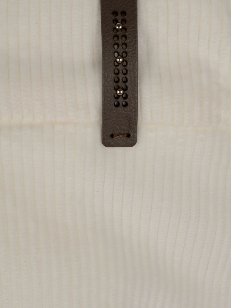 button-fastening trousers 4