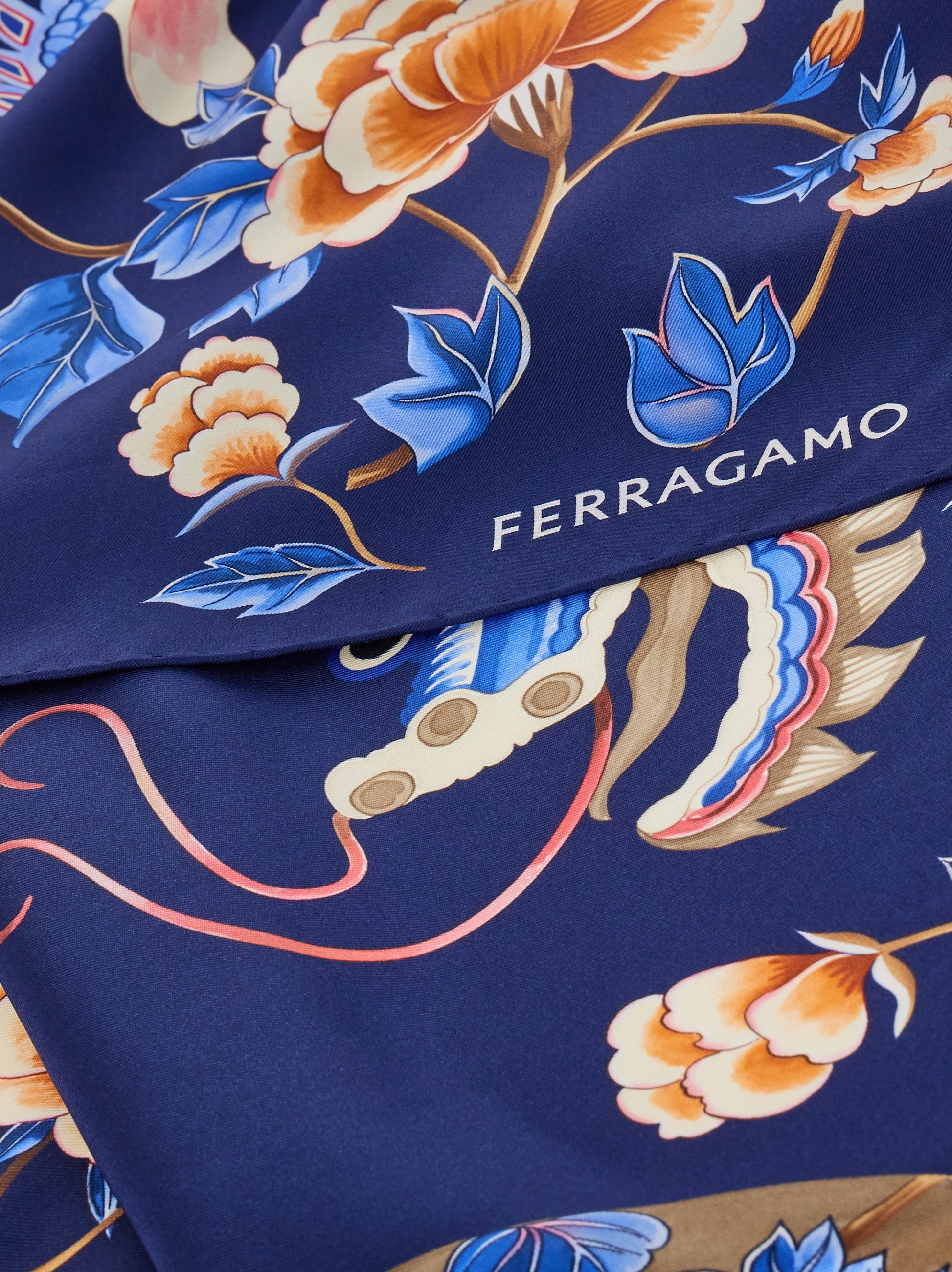 Dragon print silk foulard - 4