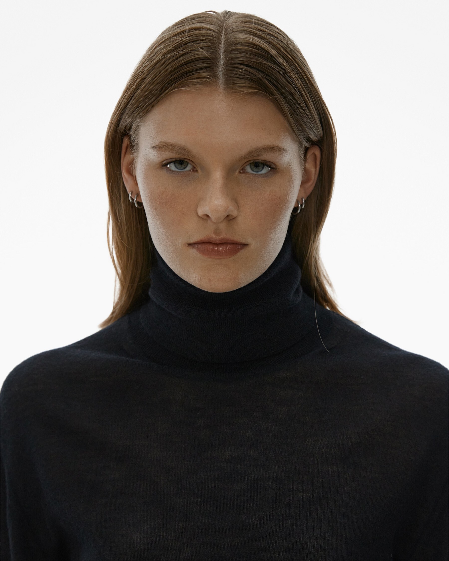 CUT-OUT TURTLENECK SWEATER - 7