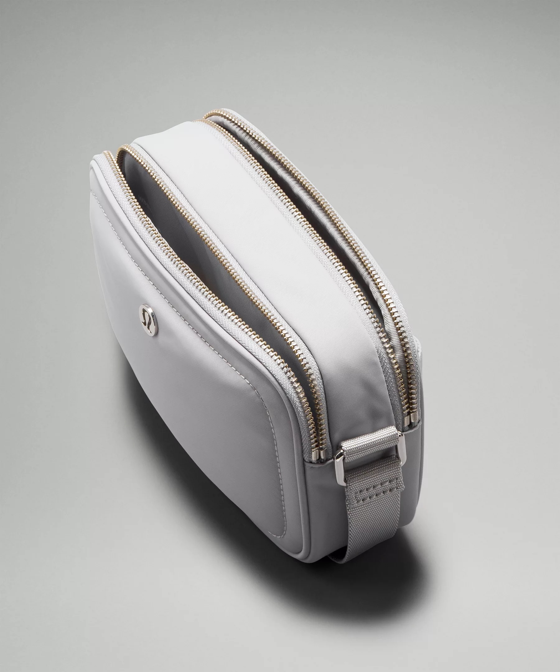 Crossbody Camera Bag 2L - 4