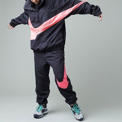 Nike Nike SS18 Street Style Jackets Jacket Black AT4489-016 outlook