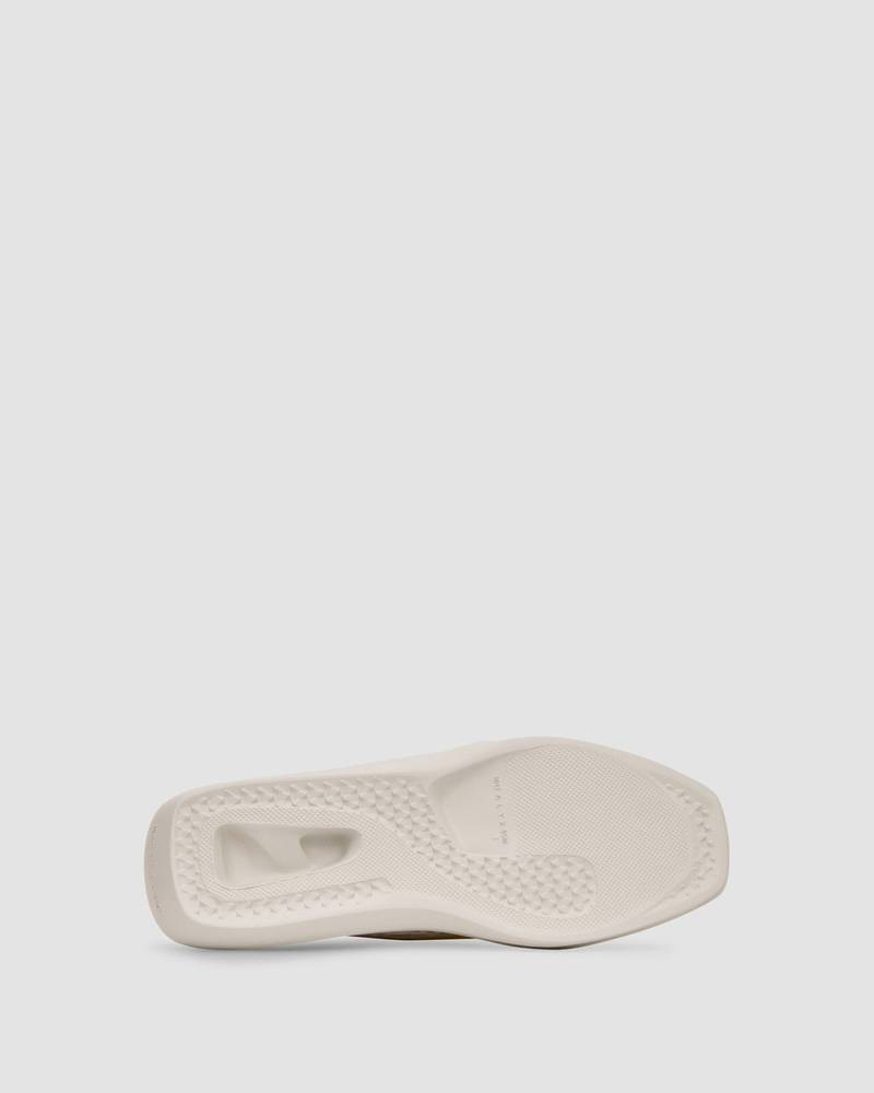 MONO HIKING SNEAKER 6