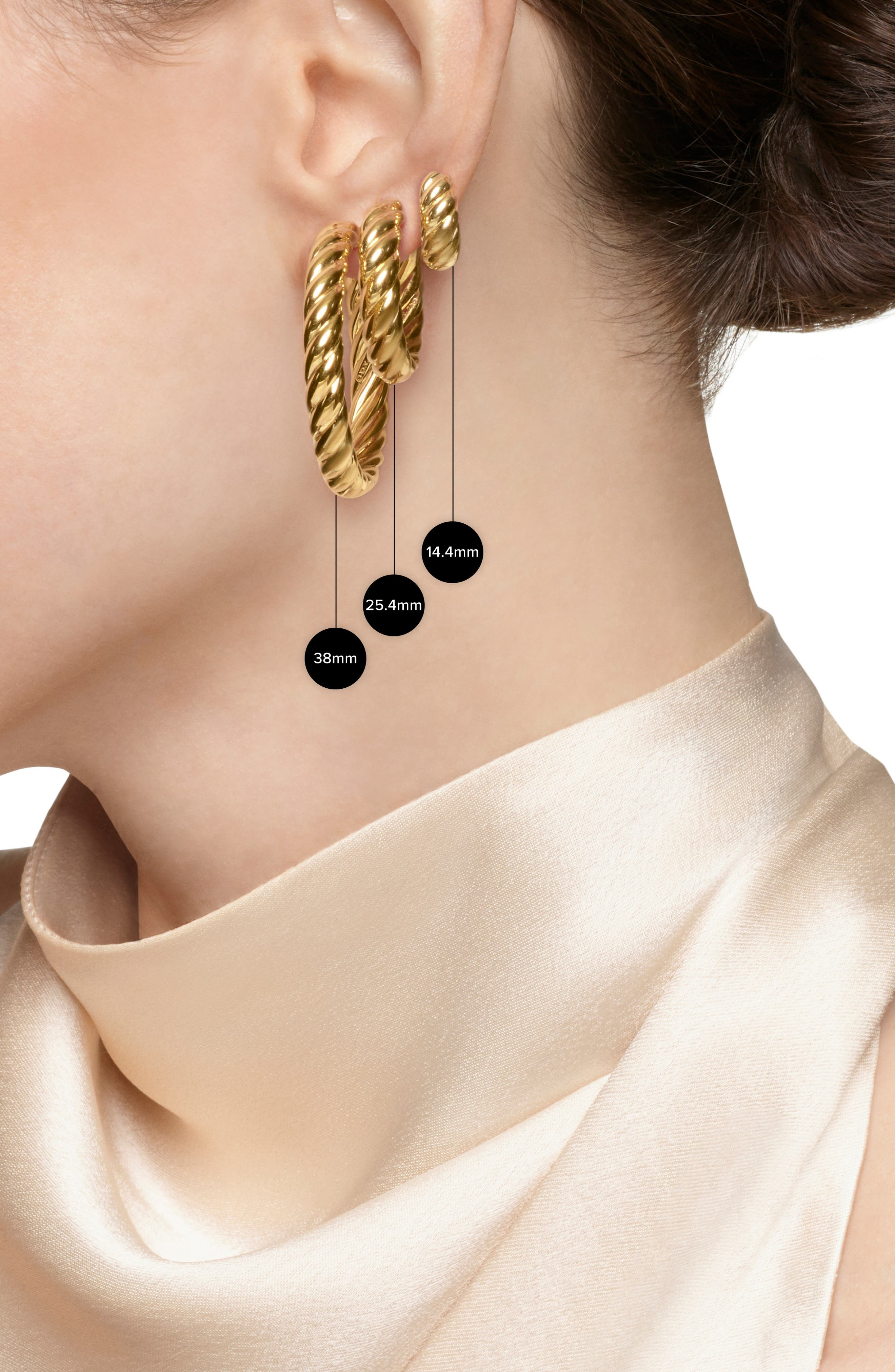 David Yurman Sculpted Cable Huggie Hoop Earrings in 18K Yellow Gold at Nordstrom - 3