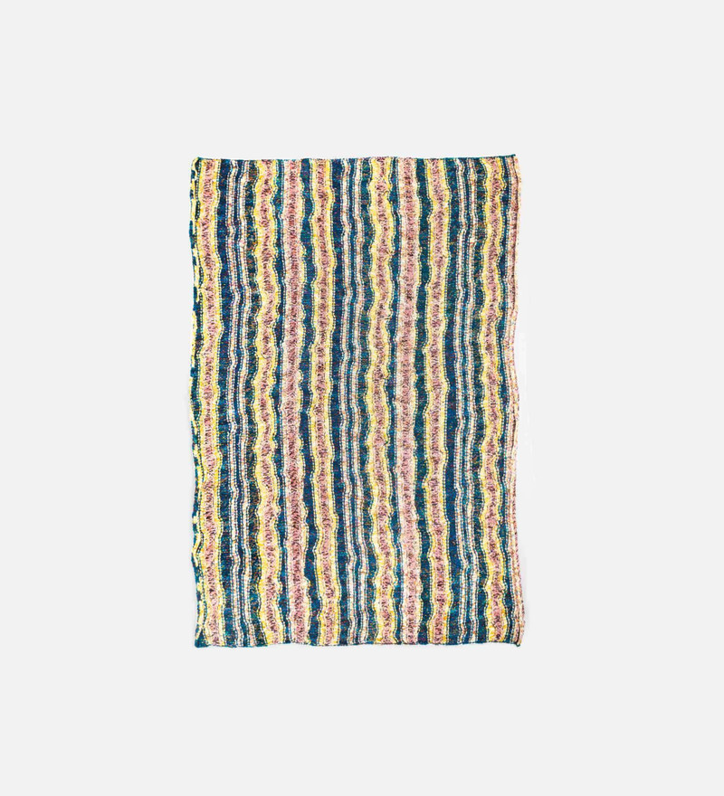 DISHEVELED CROCHET BLANKET 1