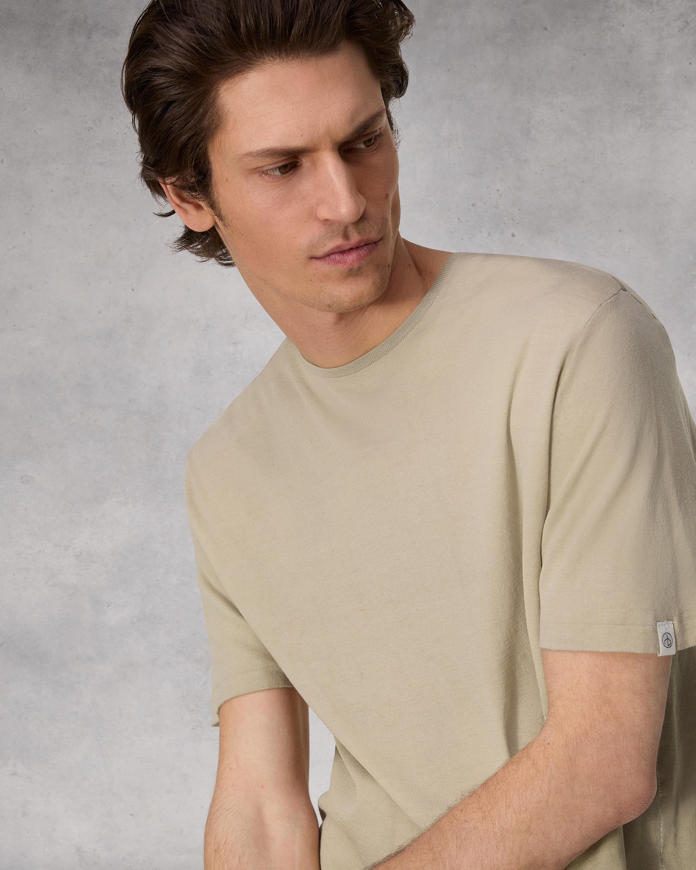 Banks Double Faced Short Sleeve Tee
Cotton T-Shirt - 6