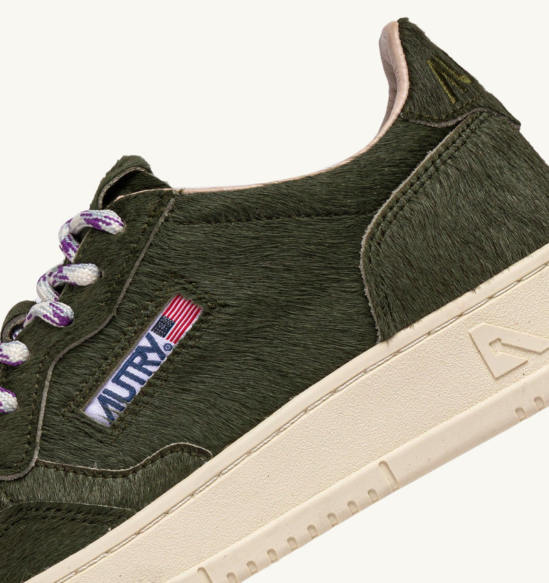 MEDALIST LOW SNEAKERS IN MILITARY GREEN PONY HAIR EFFECT 6