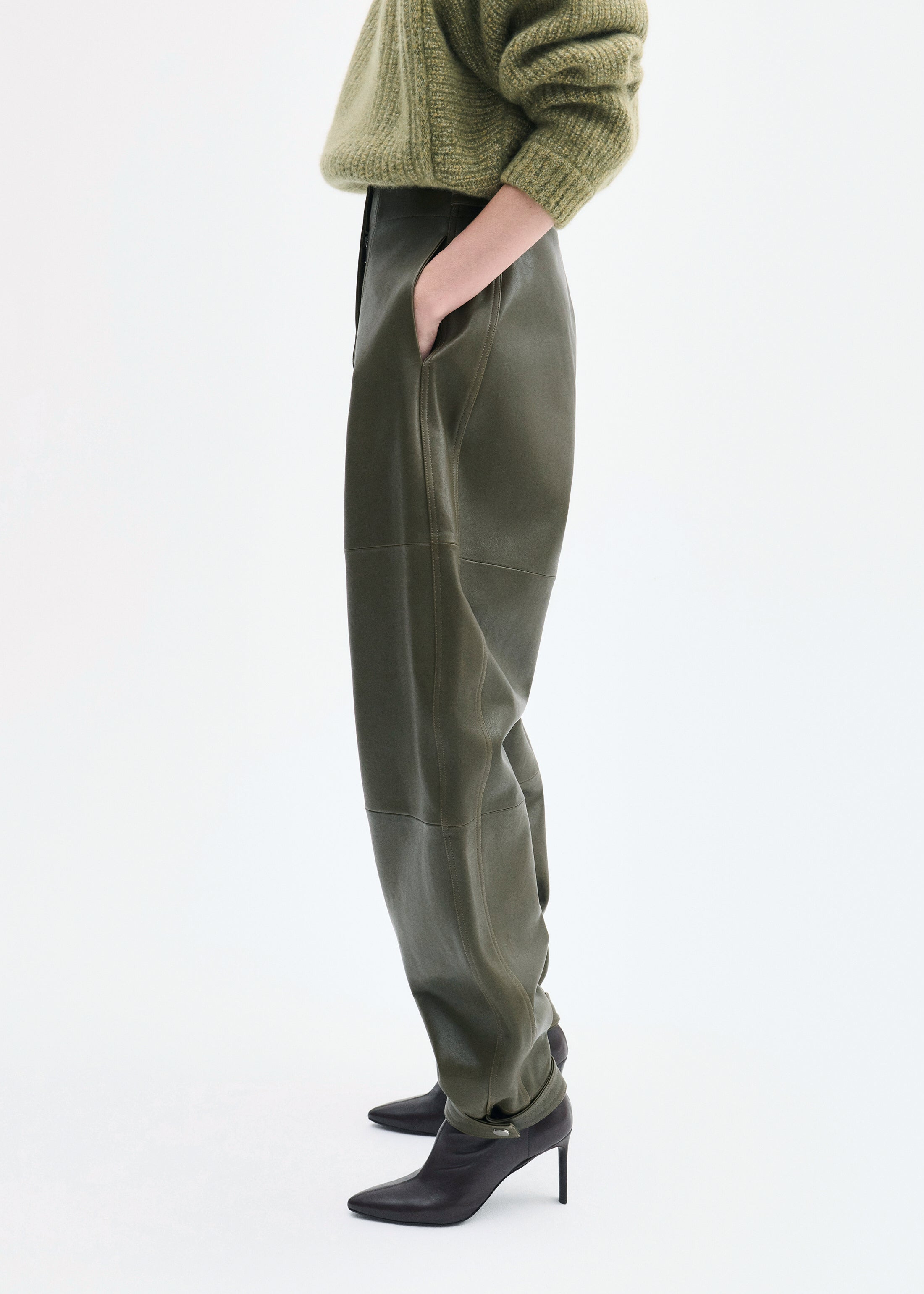 Curved Trouser in Leather - 4