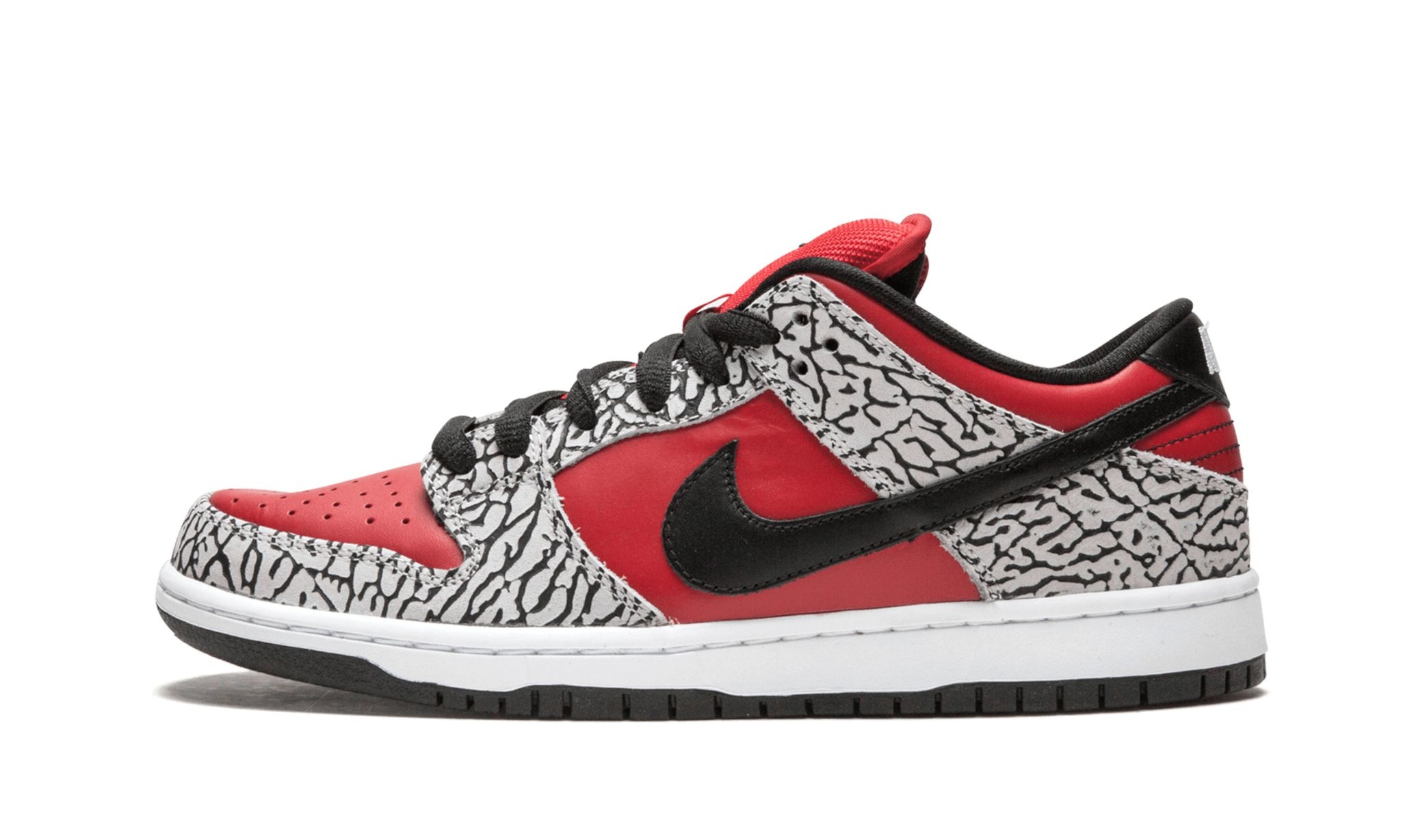 SB Dunk Low Premium "Supreme - Red Cement" - 1