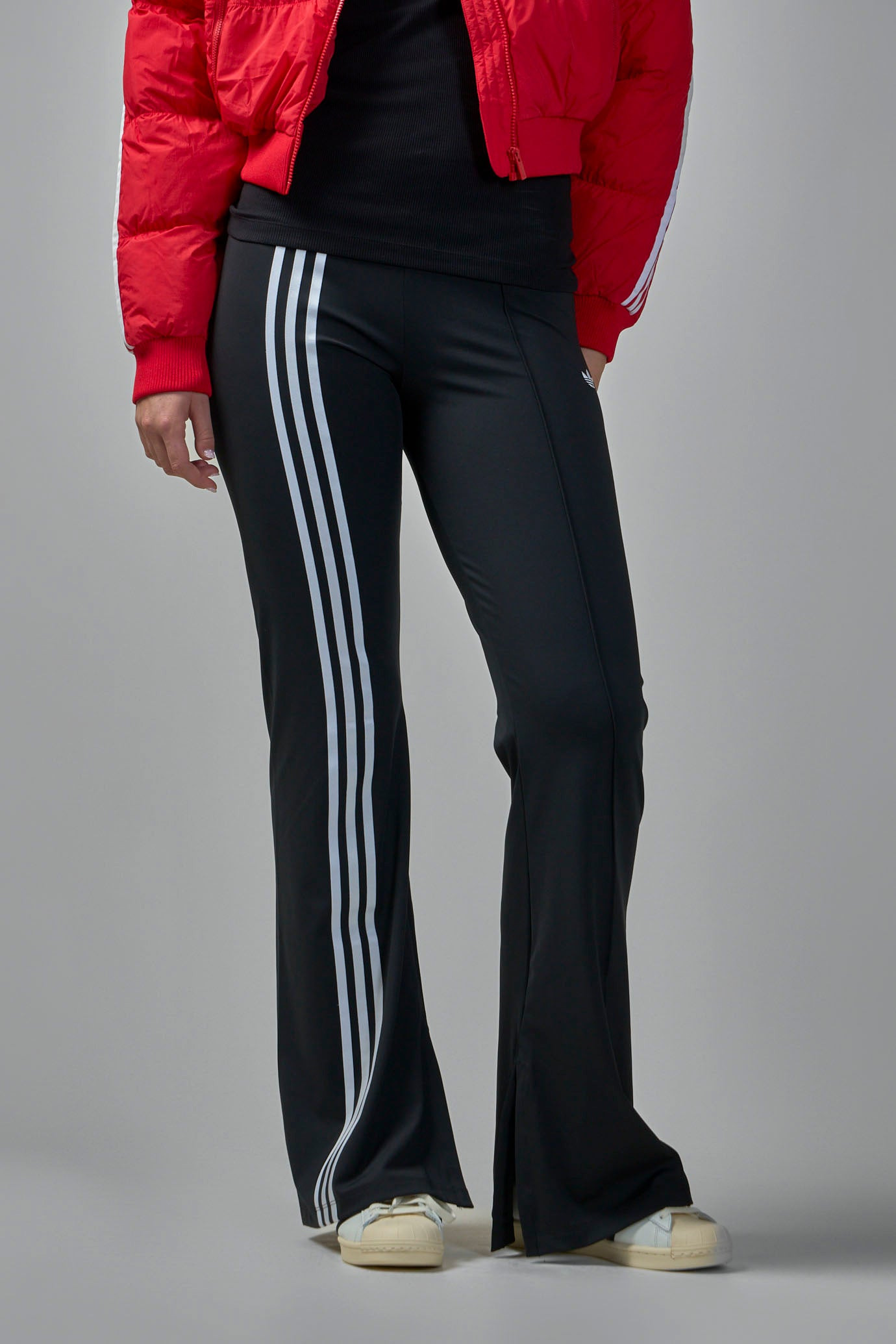 Ribbon Off Placed 3-Stripes Flared Pants - 5