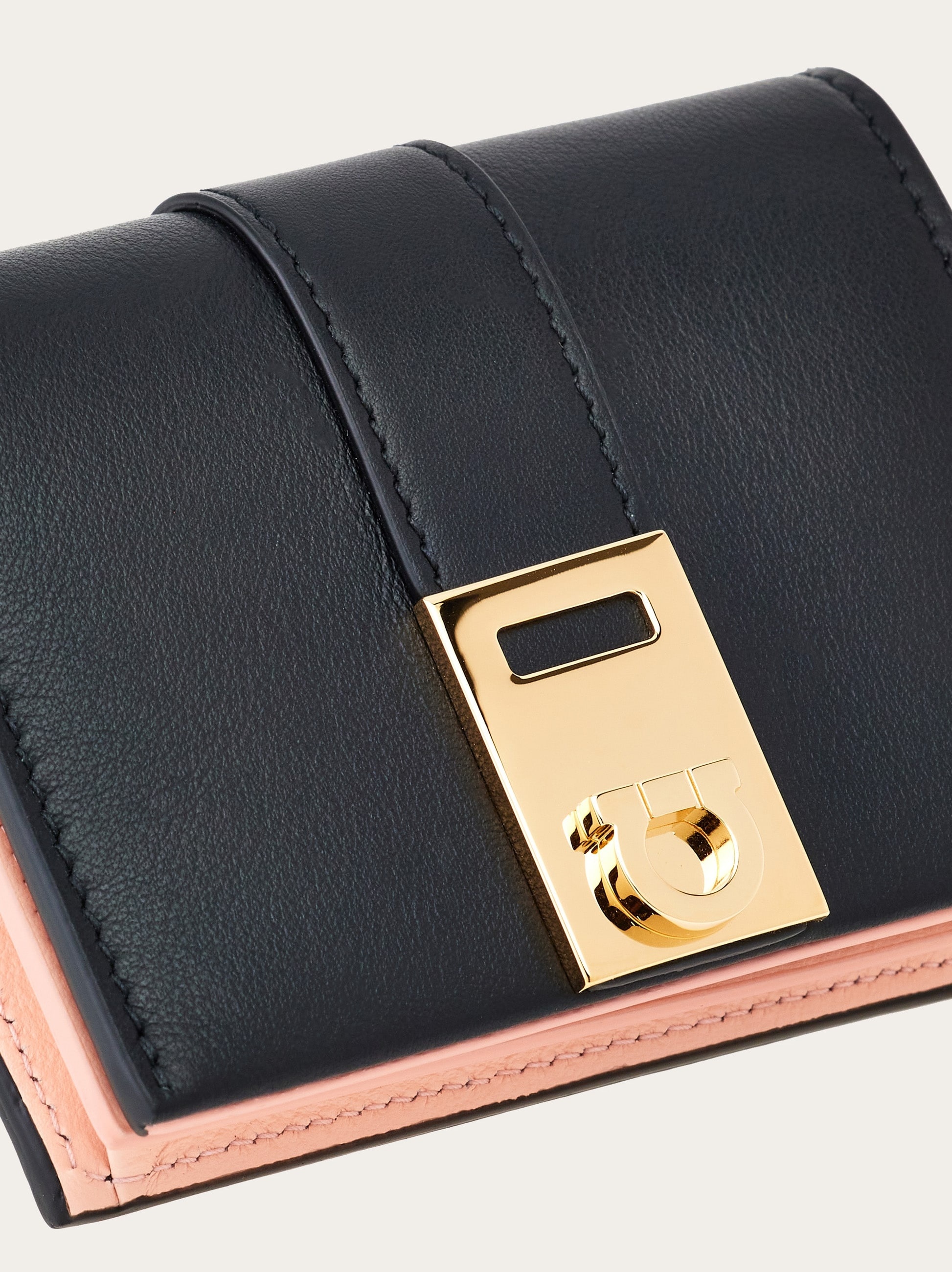 Hug compact two-tone wallet - 5