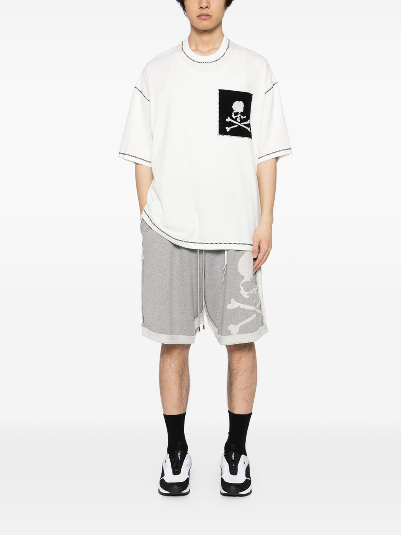 MASTERMIND WORLD cut-off track shorts outlook