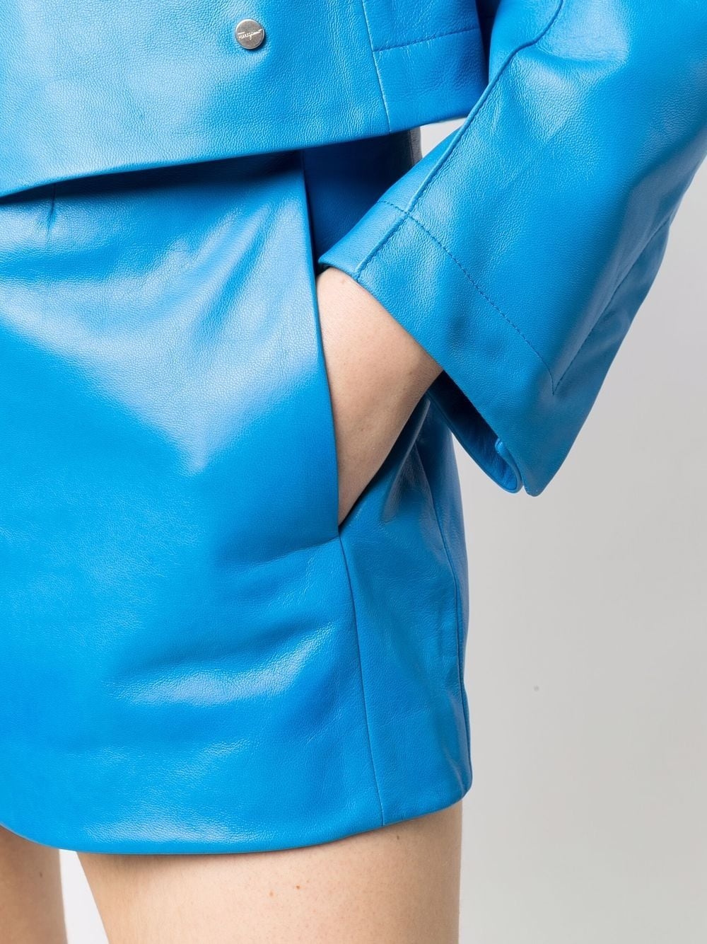 high-waisted polished-finish shorts - 5