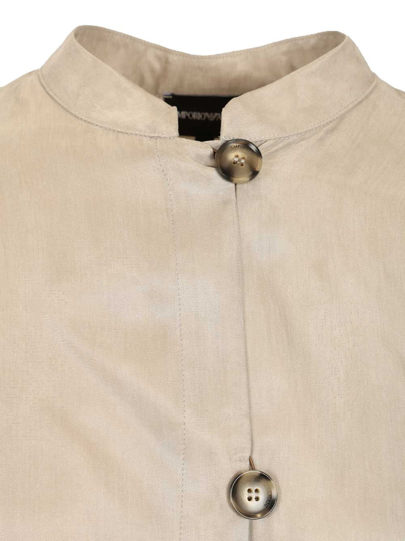 buttoned long-sleeve shirt 4