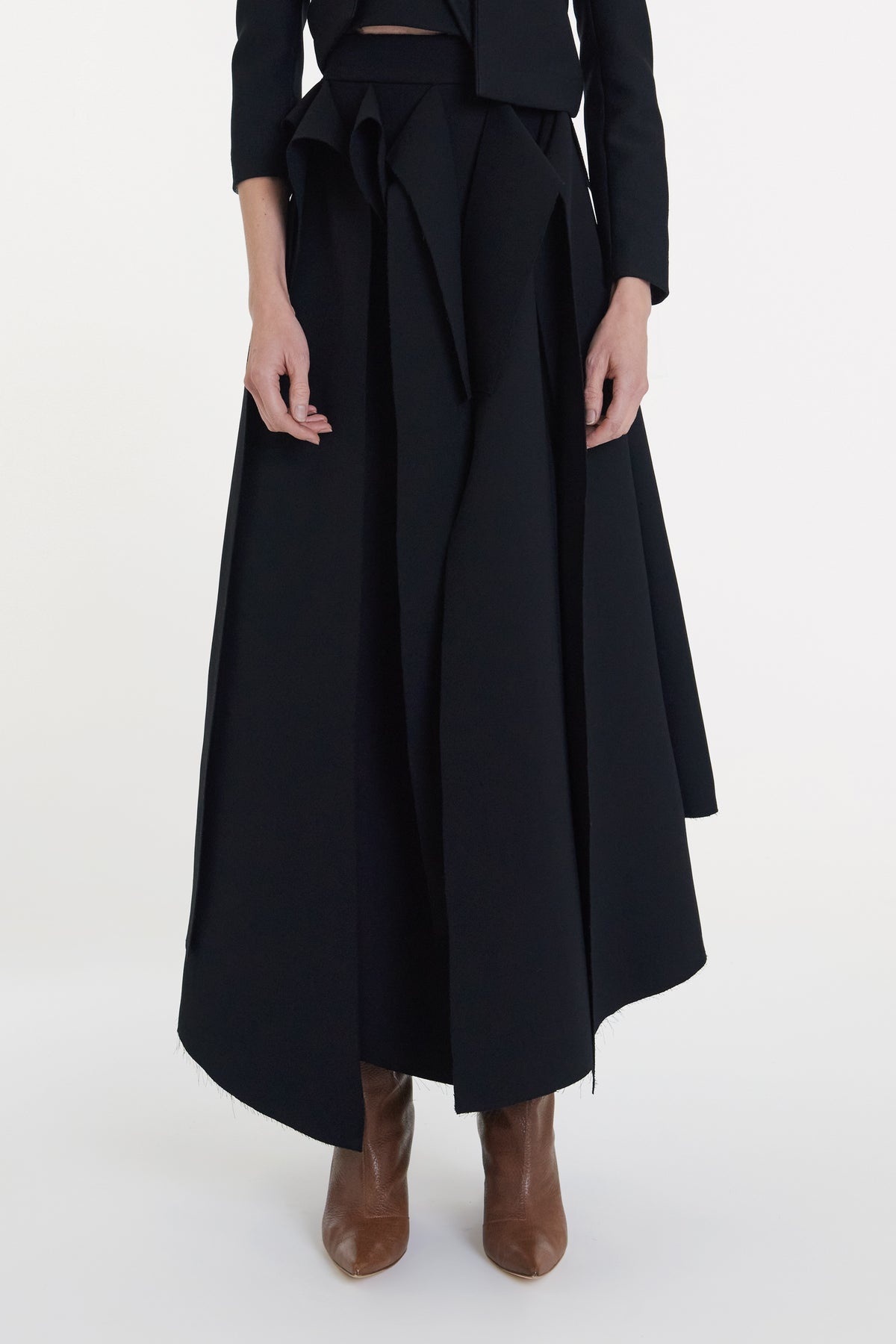 MULTIPLE ASYMMETRIC PANELS SKIRT BLACK - 10