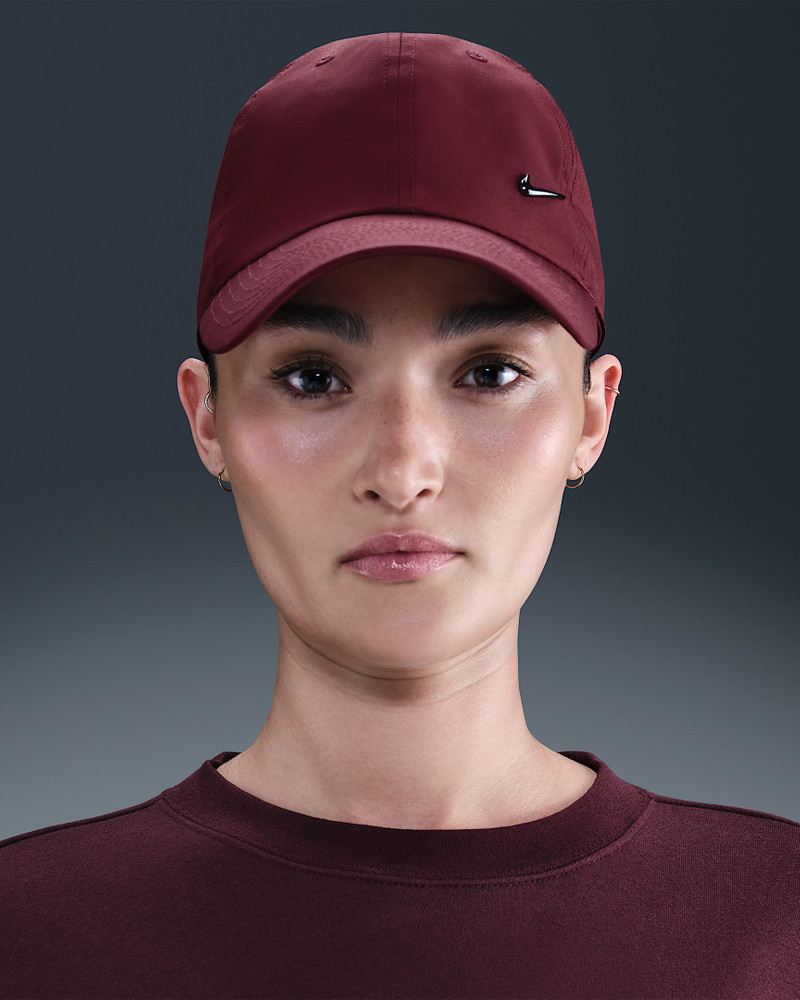 Nike Dri-FIT Club Unstructured Metal Swoosh Cap 3