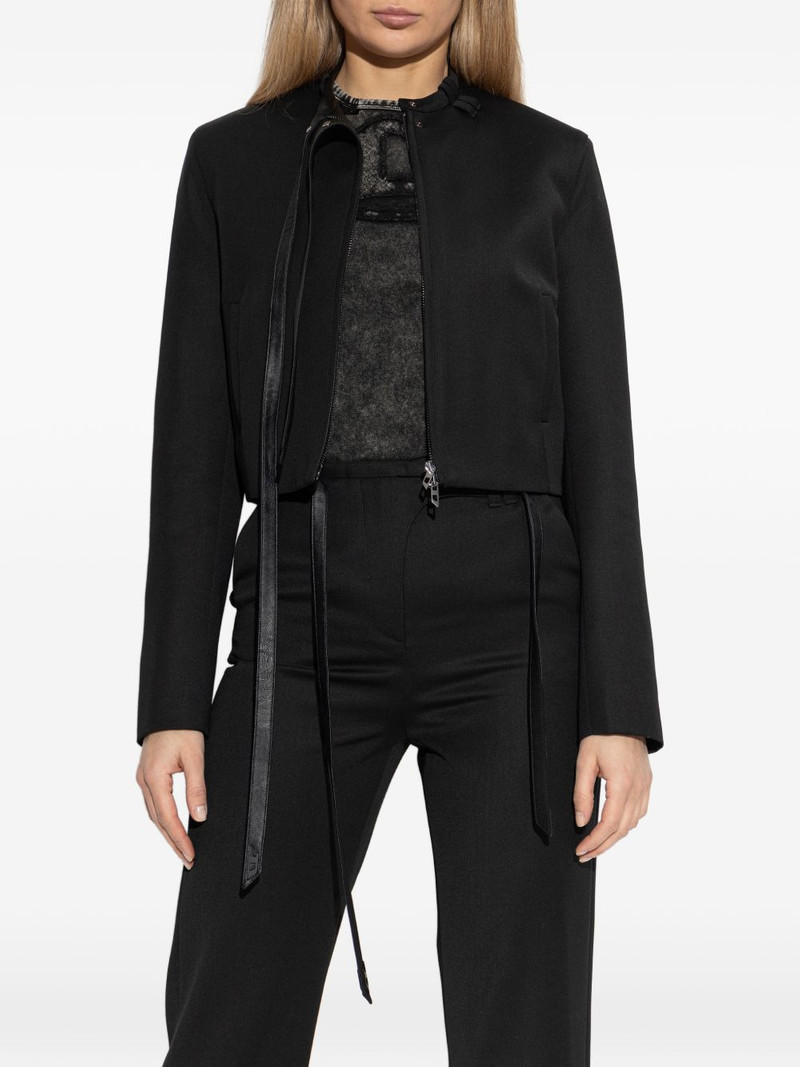 zip-up jacket 3
