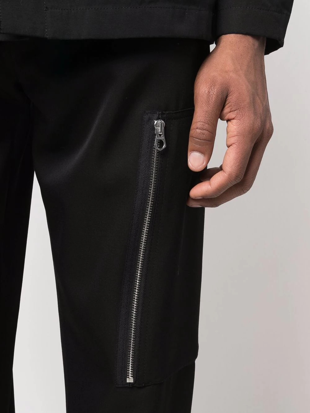 zip-detail straight-leg trousers - 5