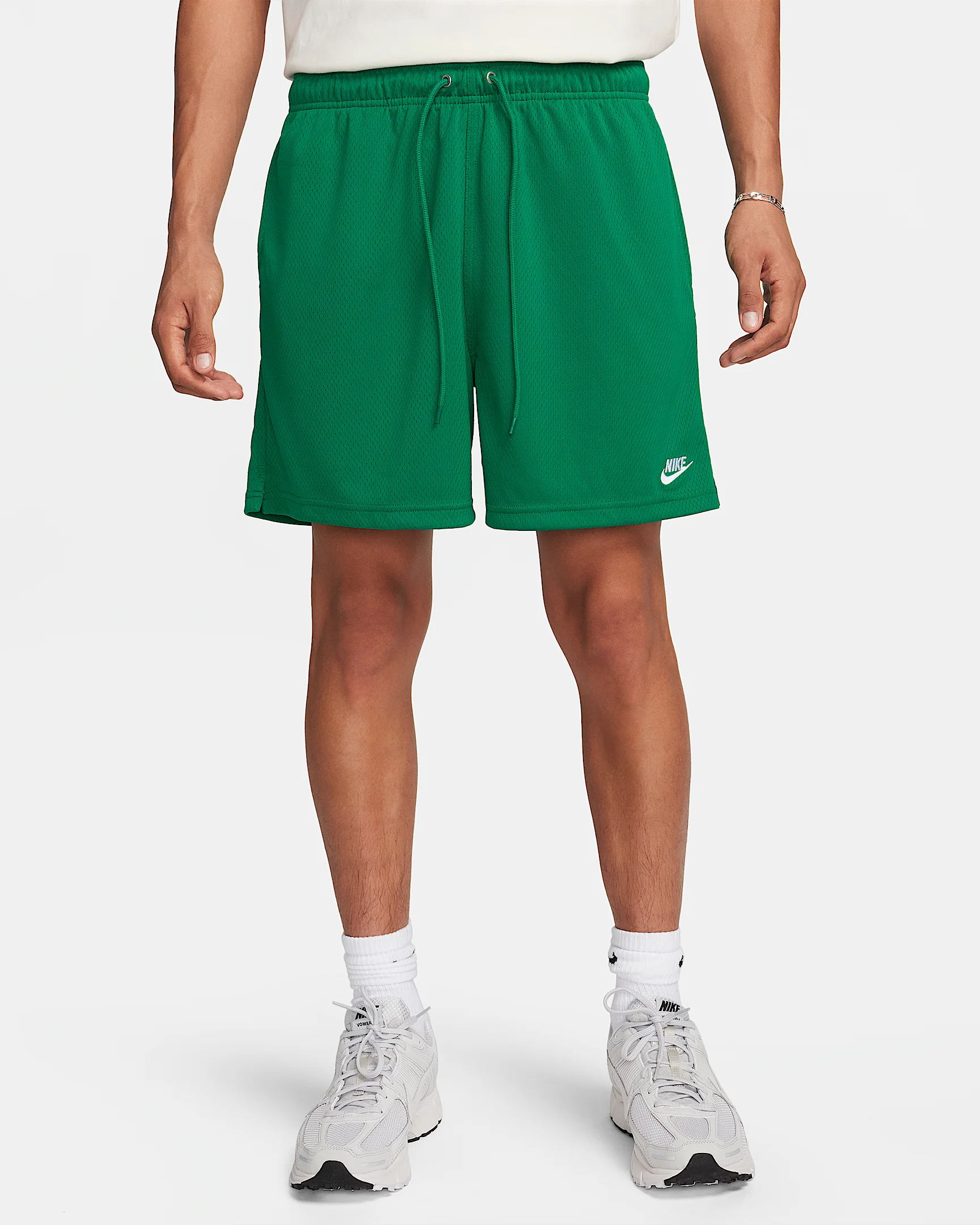 Nike Club Men's Mesh Flow Shorts - 1