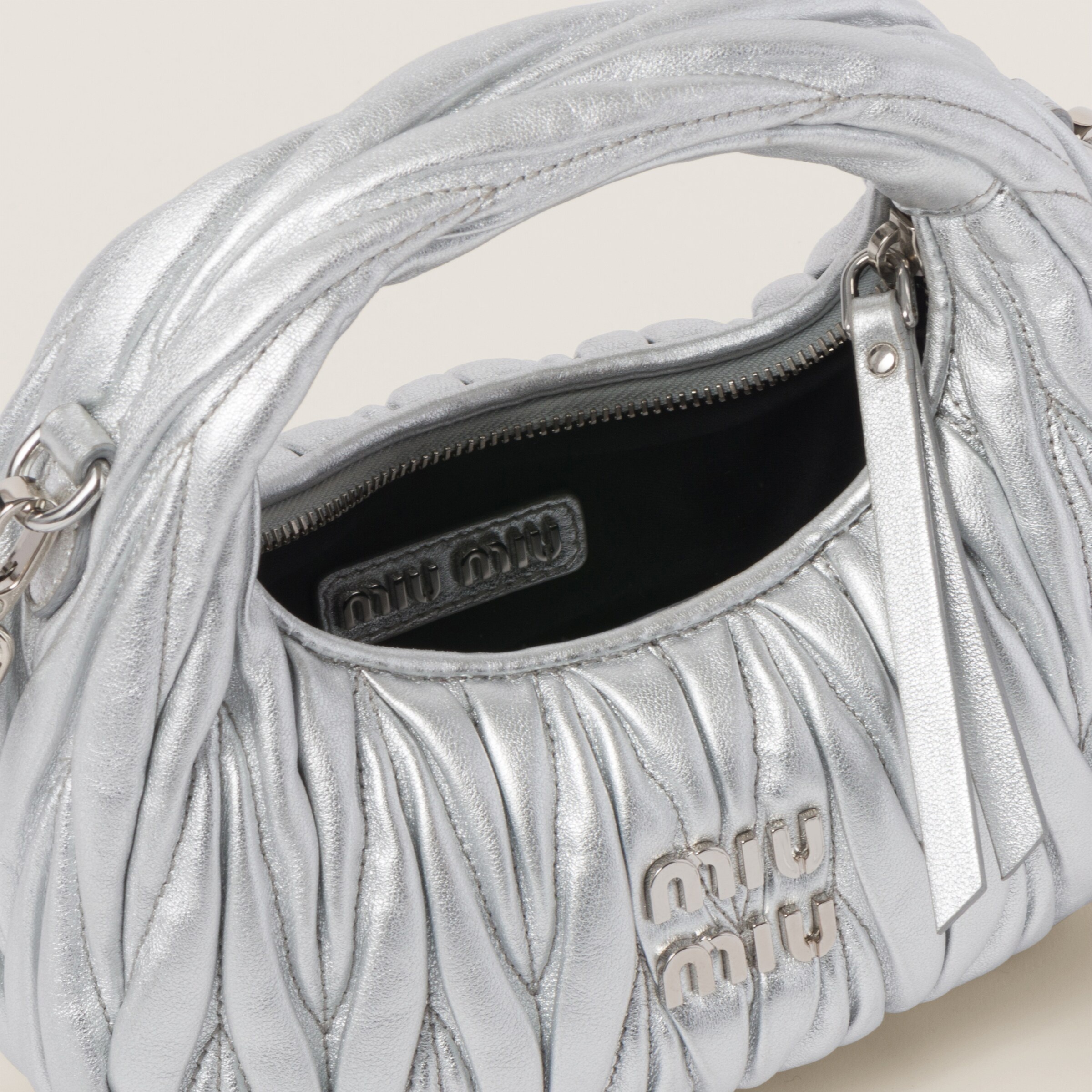 Wander matelassé nappa leather hobo mini-bag - 4