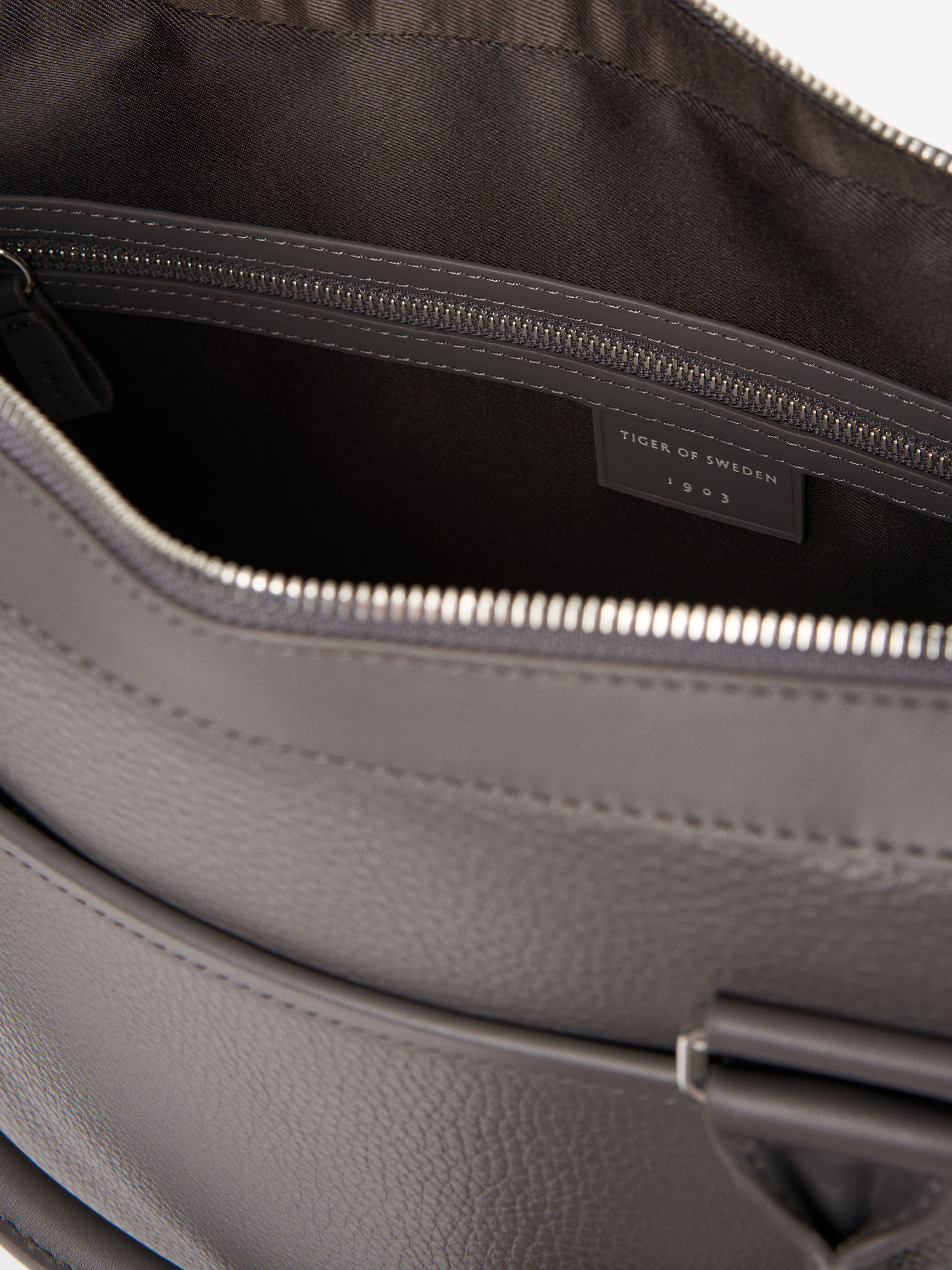 Bosun Leather Briefcase - 4