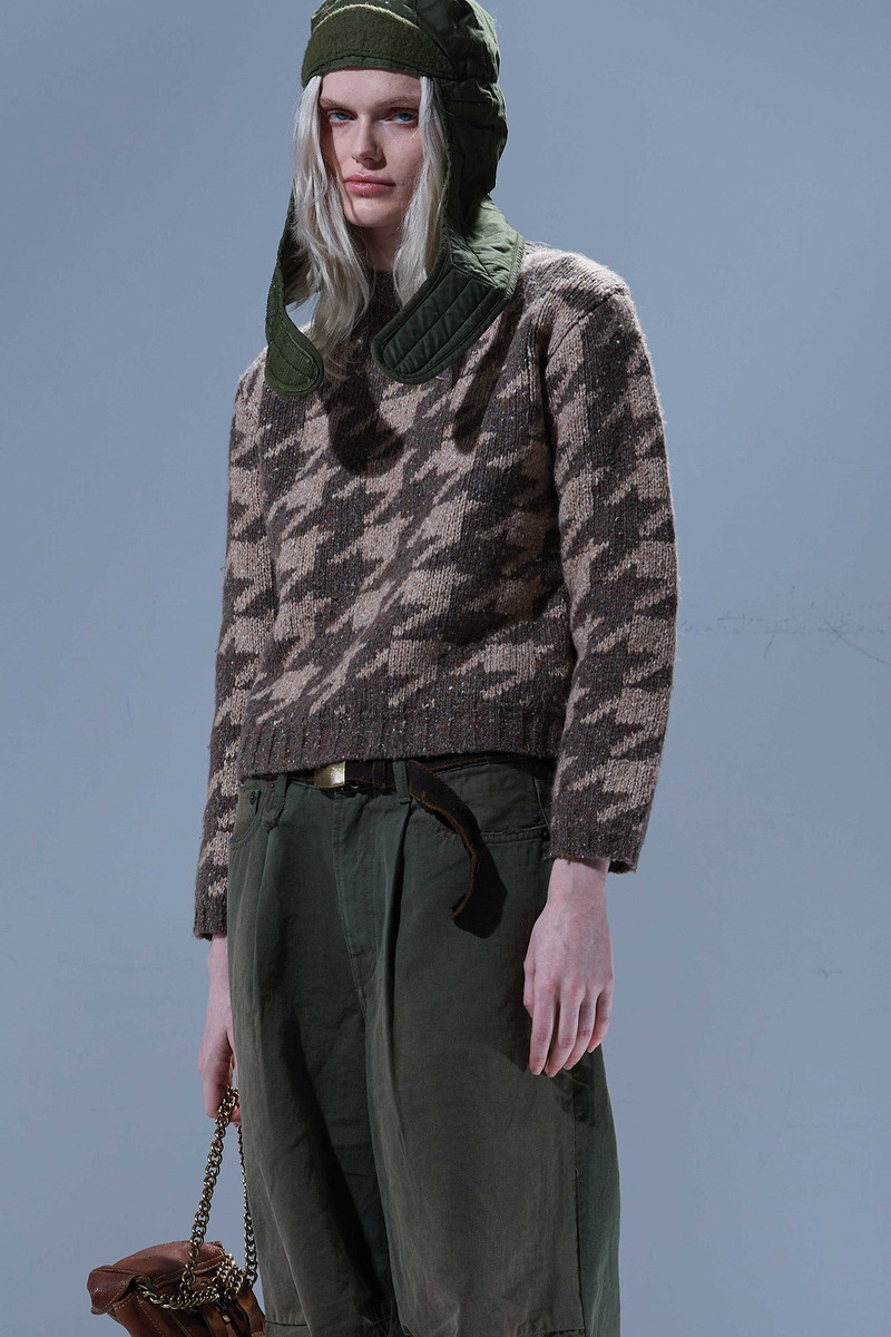 MOCK COLLAR SHRUNKEN SWEATER 1