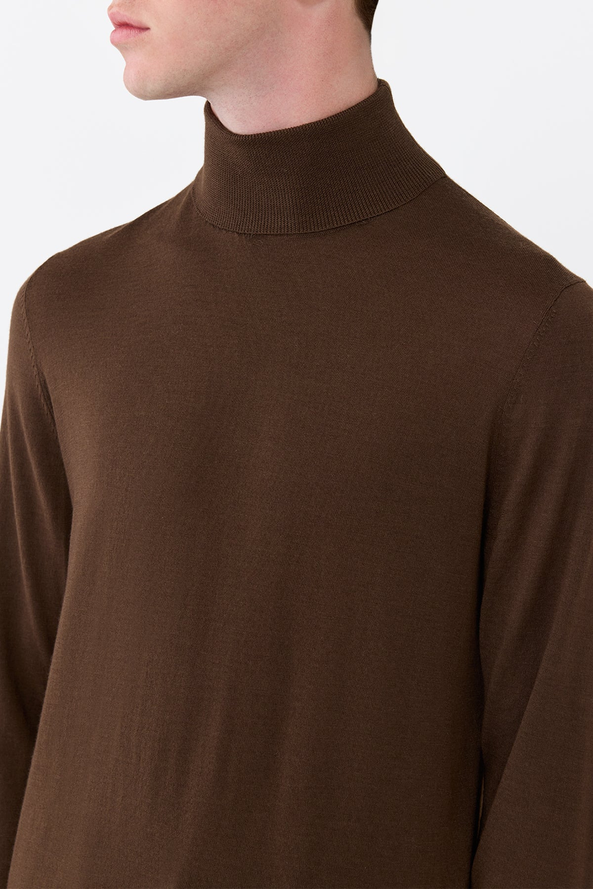 Jermaine Knit Turtleneck in Chocolate Merino Wool - 5