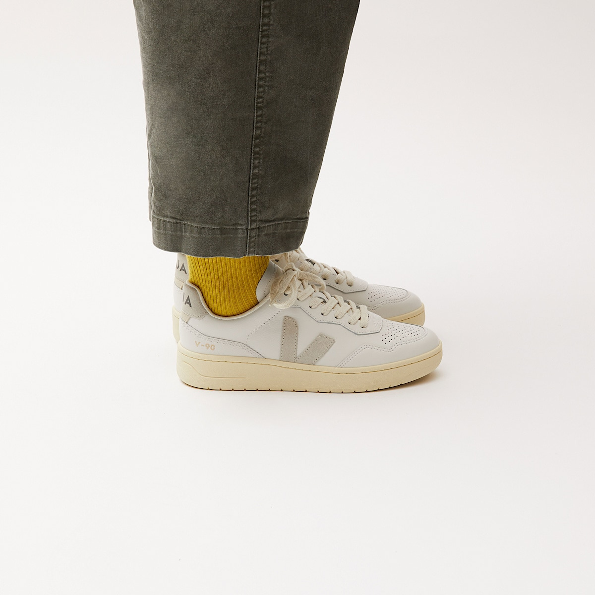 V-90 LEATHER WHITE NATURAL - 4
