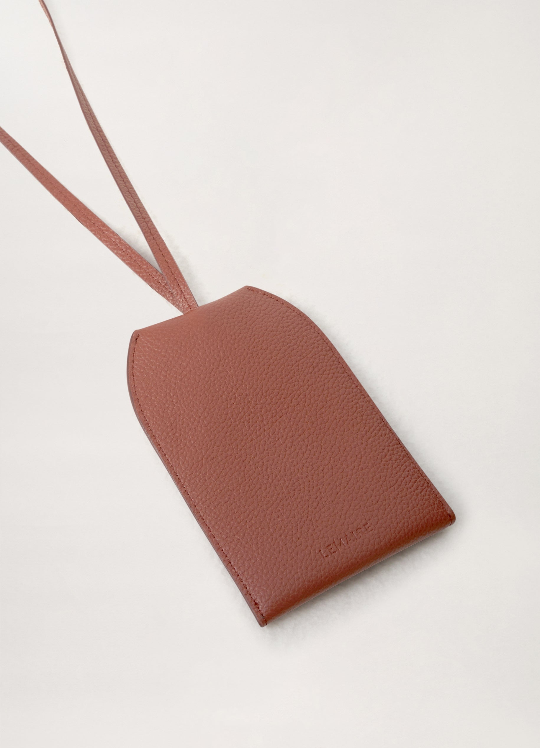 ENVELOPPE KEY RING POUCH
SOFT GRAINED LEATHER - 3