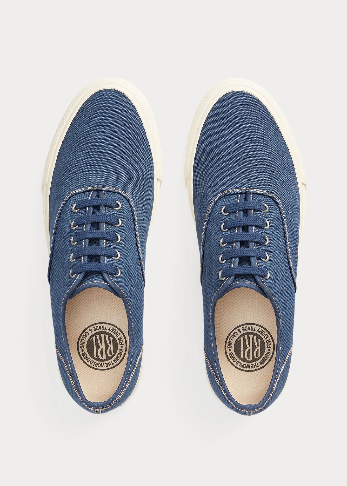 Canvas Sneaker - 3