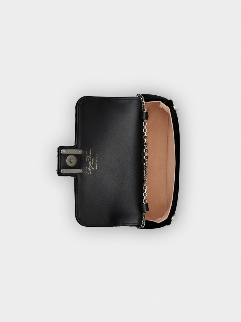 Jeu de Fille Clutch in velvet 5