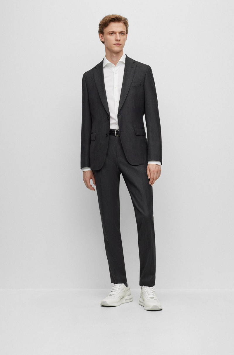 SLIM-FIT SUIT IN A PERFORMANCE-STRETCH WOOL BLEND 1