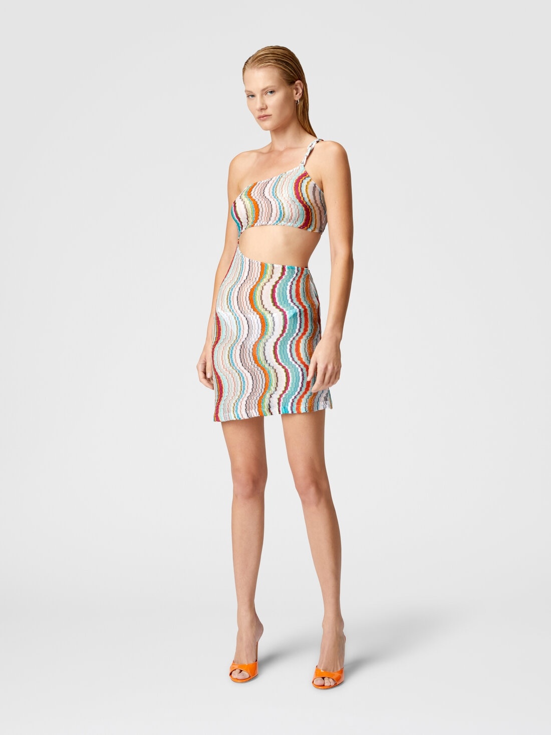 Short one-shoulder cover-up dress with lamé wave motif - 2