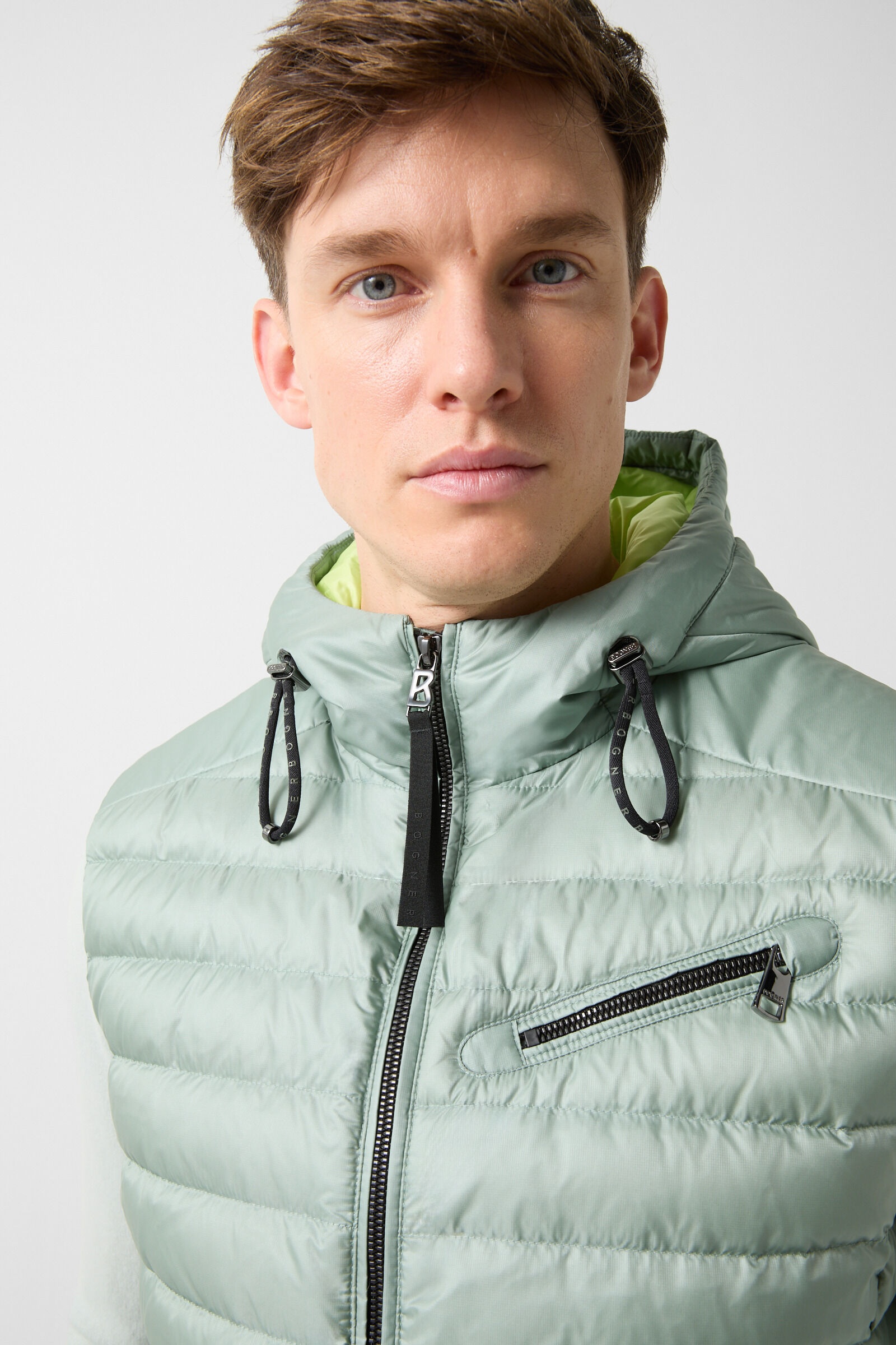 Lonne lightweight down vest in Lime green - 5
