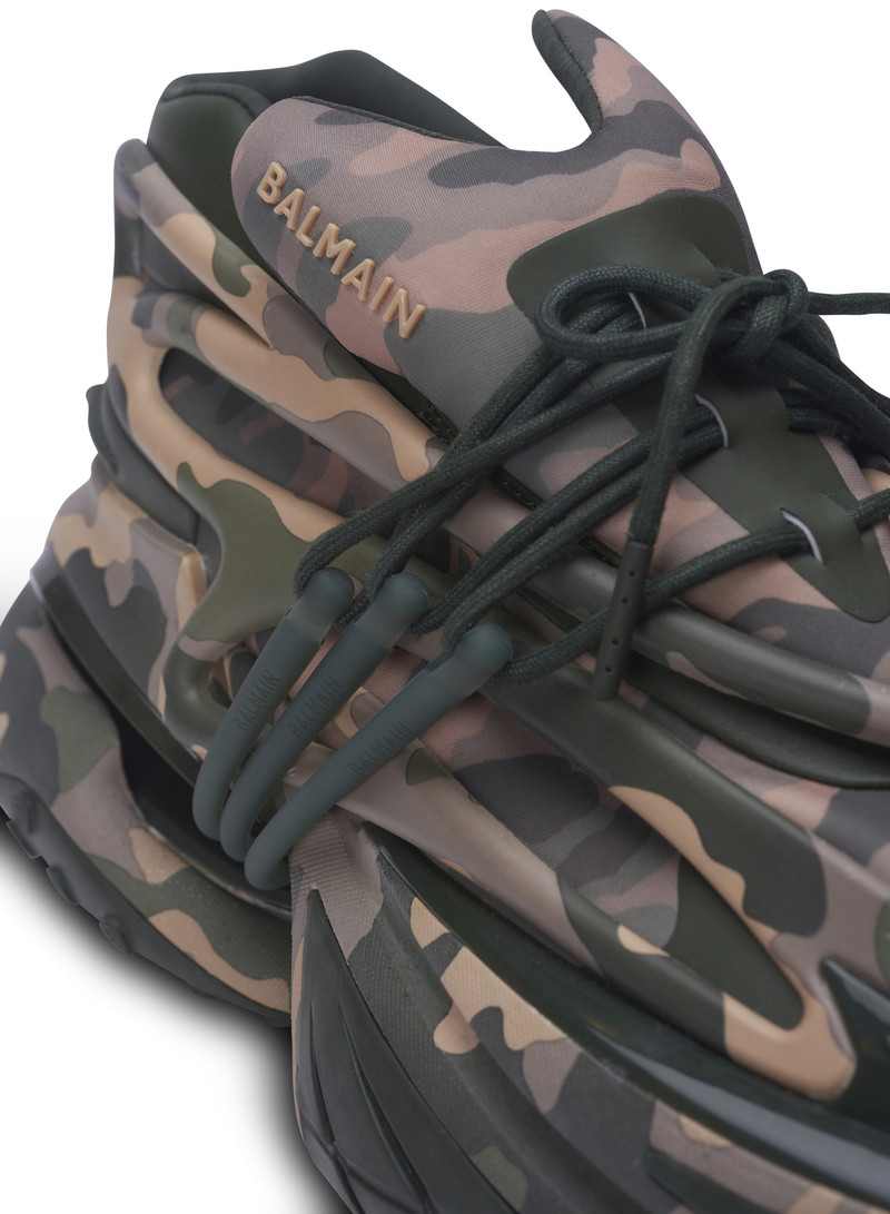 Unicorn Low camouflage-print trainers 7