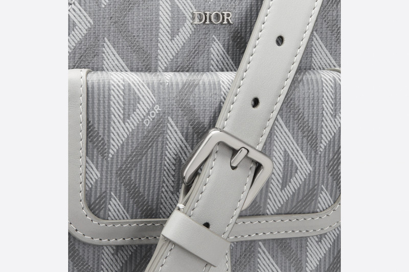 Dior Hit The Road Vertical Pouch 5