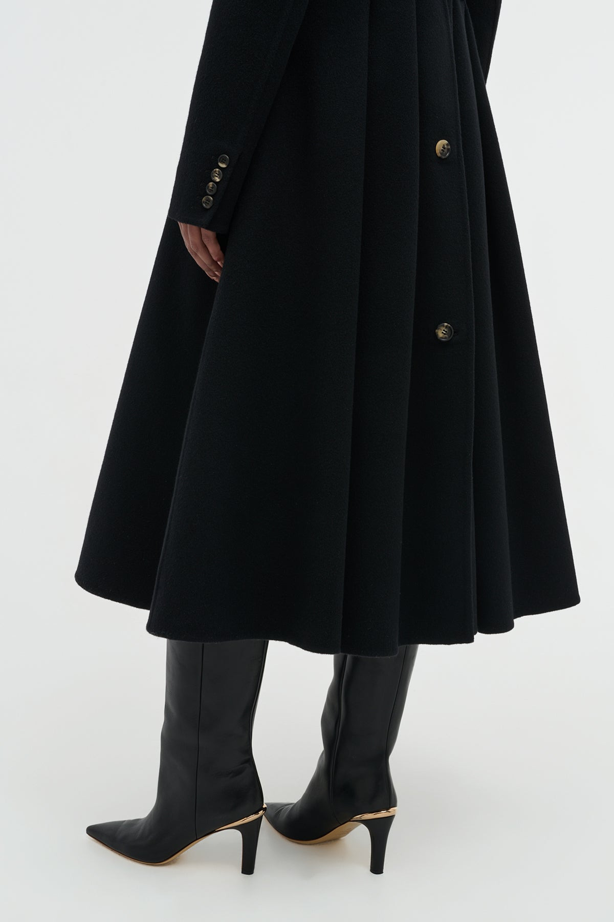 Cantwell Coat in Black Double-Face Recycled Cashmere - 8