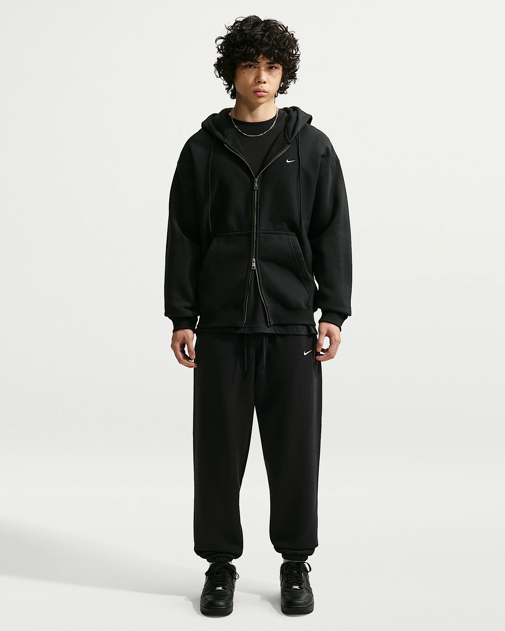 Nike Solo Fleece Men's Cuffed Pants - 1