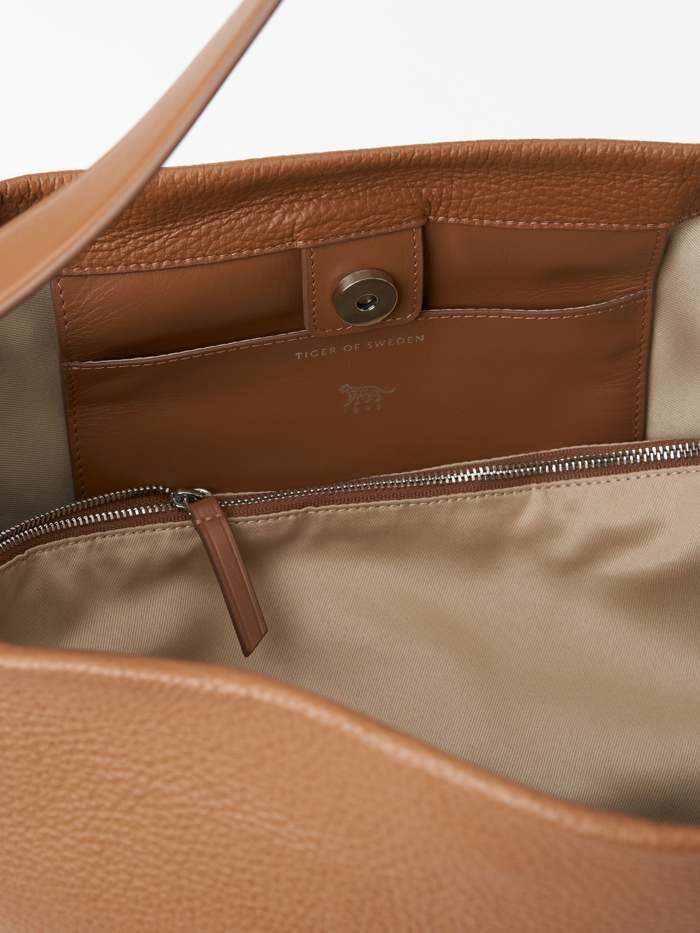 Cesano Leather Tote Bag - 3