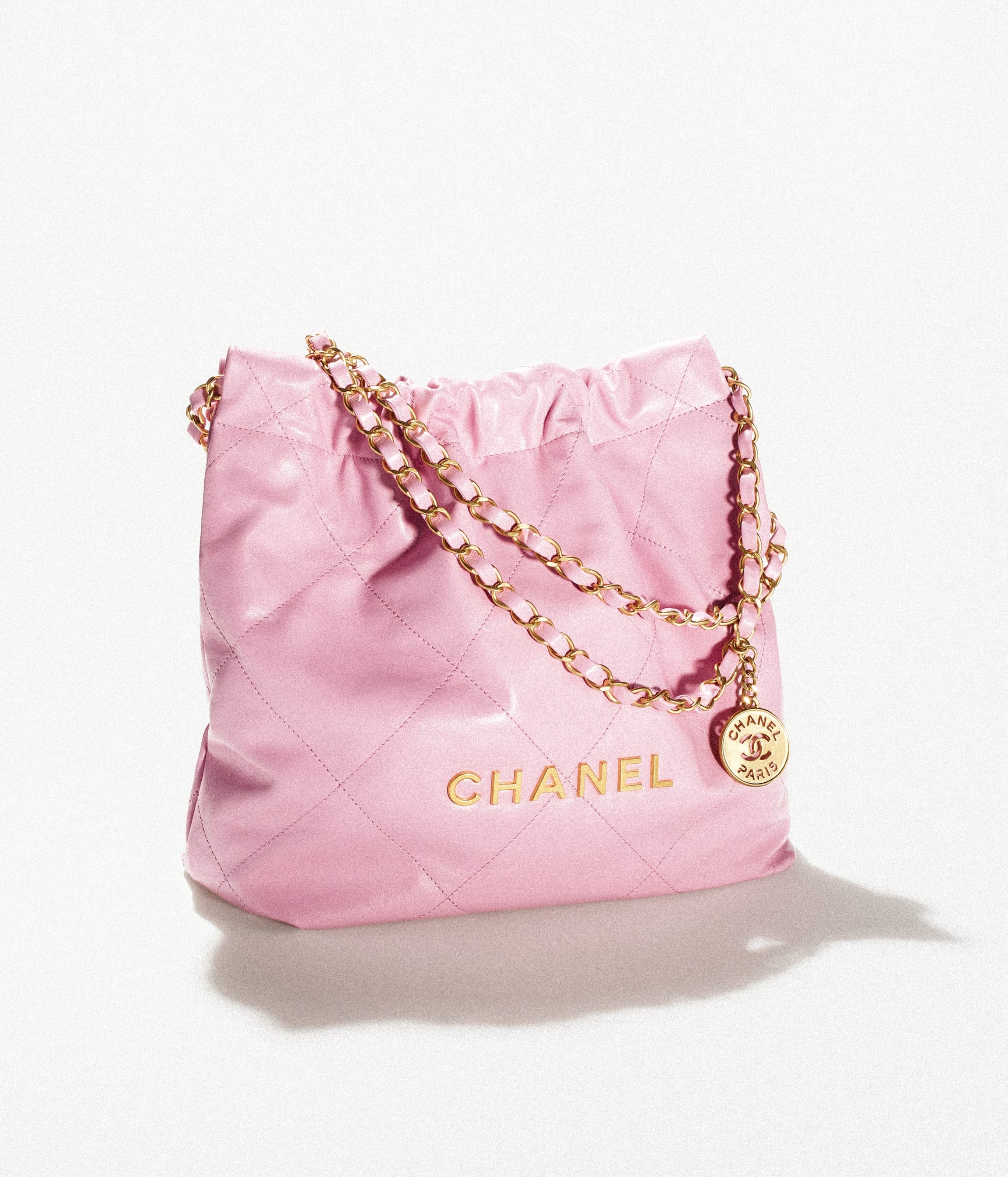 CHANEL 22 Small Handbag - 2