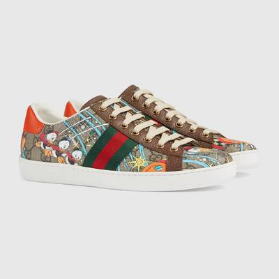 GUCCI Women's Disney x Gucci Donald Duck Ace sneaker outlook