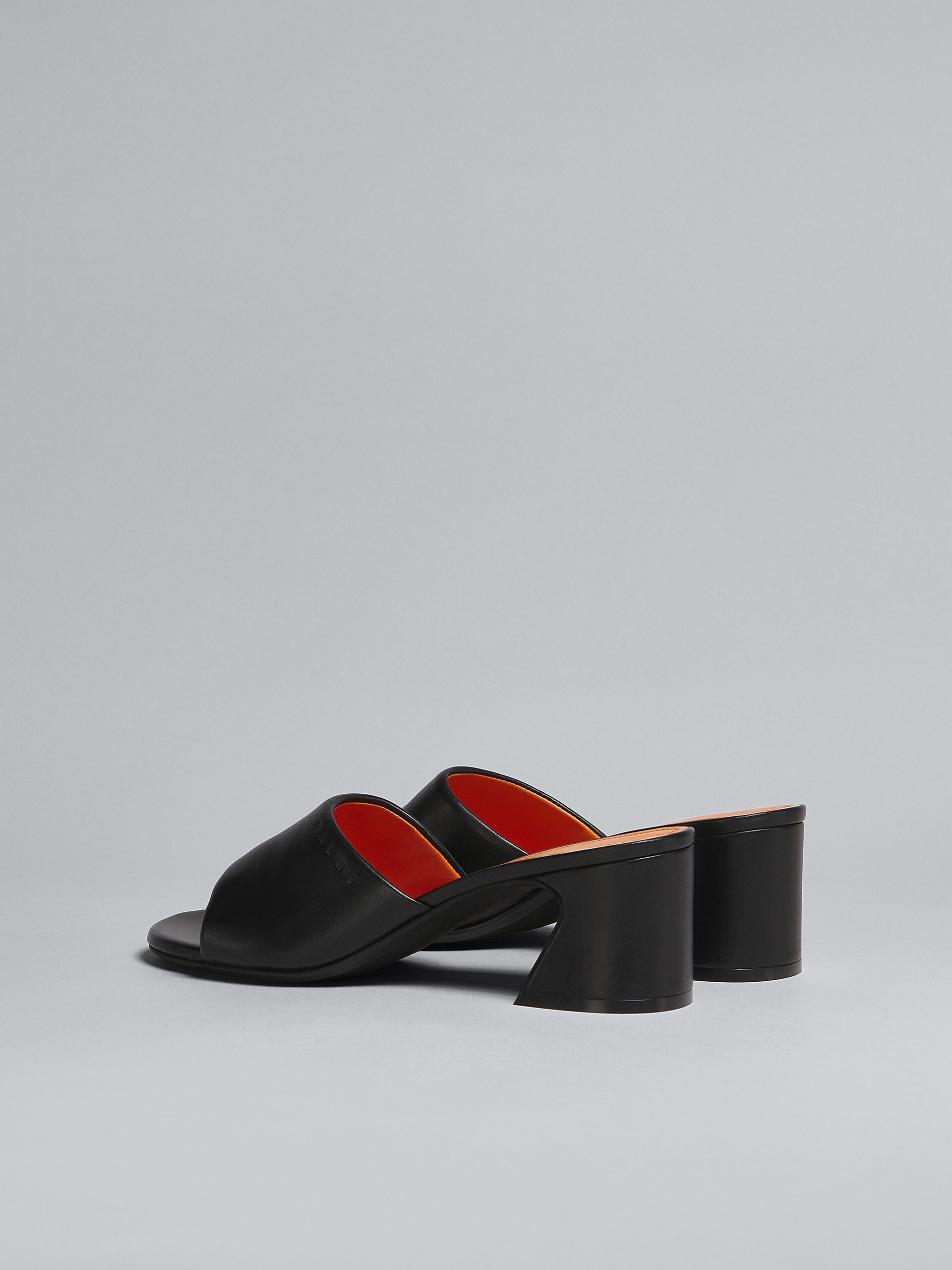 BLACK LEATHER SANDAL - 3
