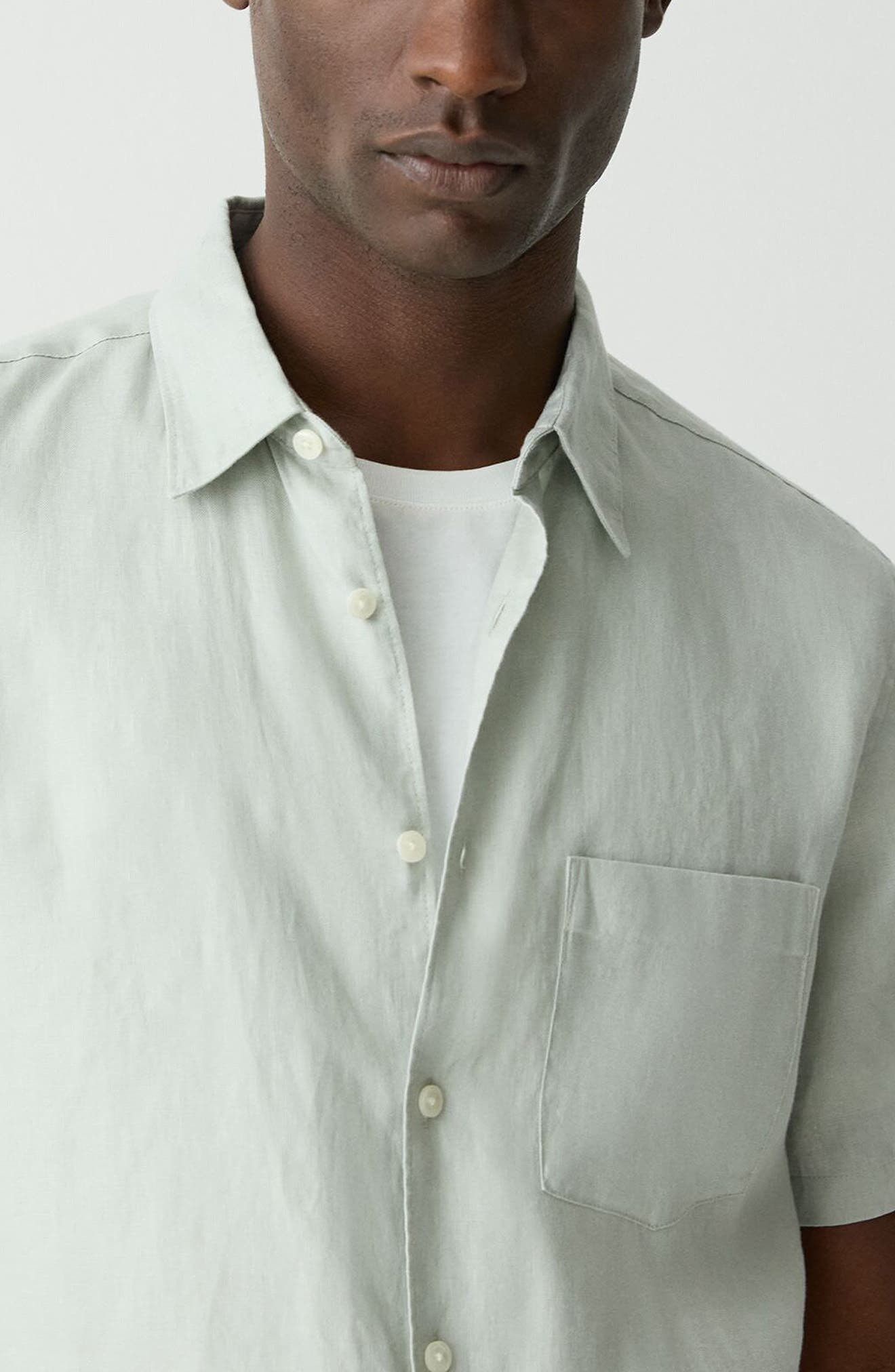 Theory Irving Solid Short Sleeve Linen Button-Up Shirt in Light Green at Nordstrom - 2