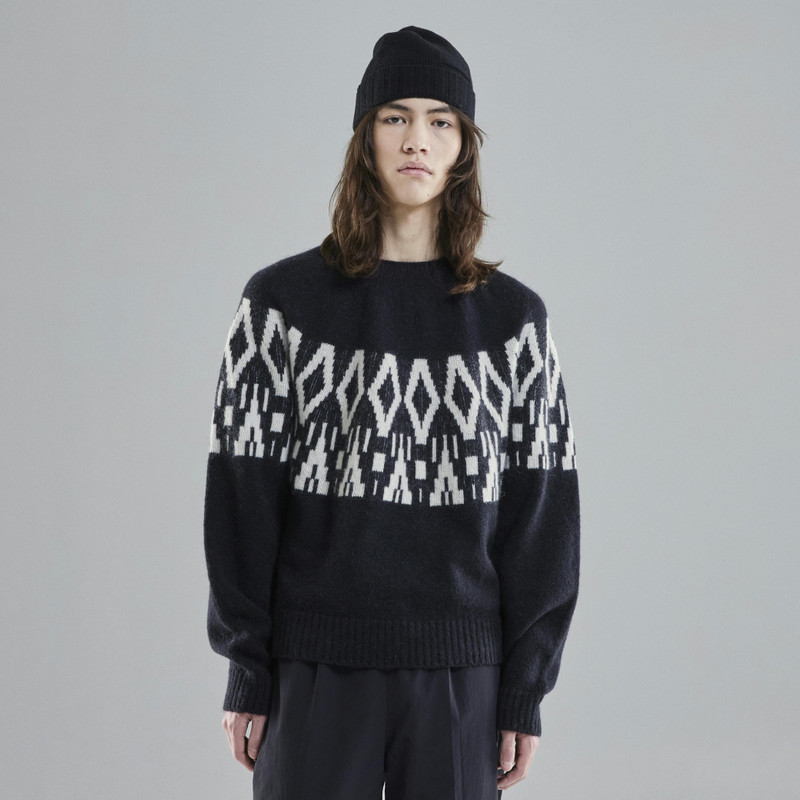 Tjörnin Knitted Sweater 1