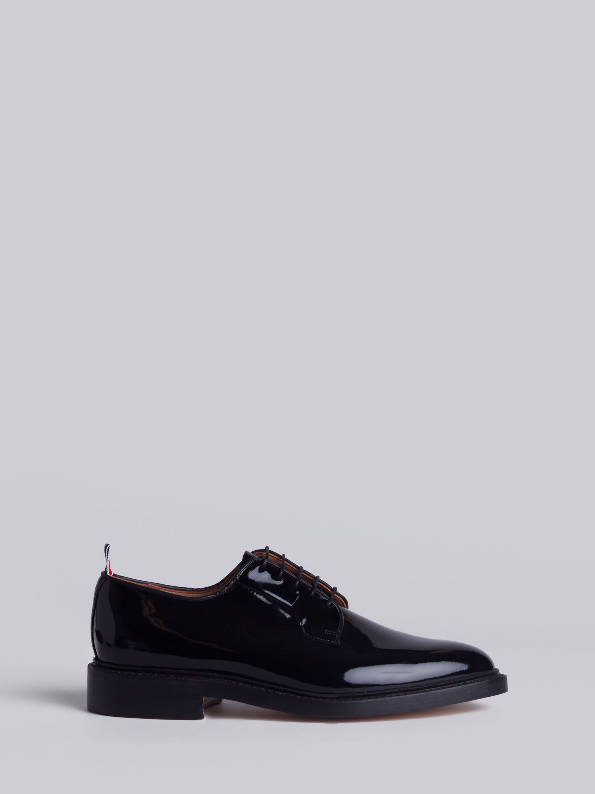 Classic Blucher In Black Patent Leather - 1