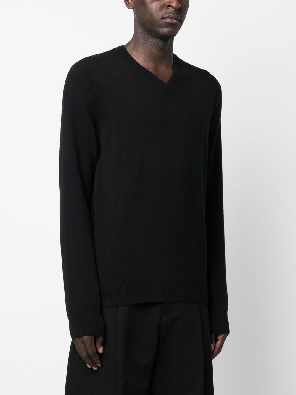 V-neck knitted jumper - 3