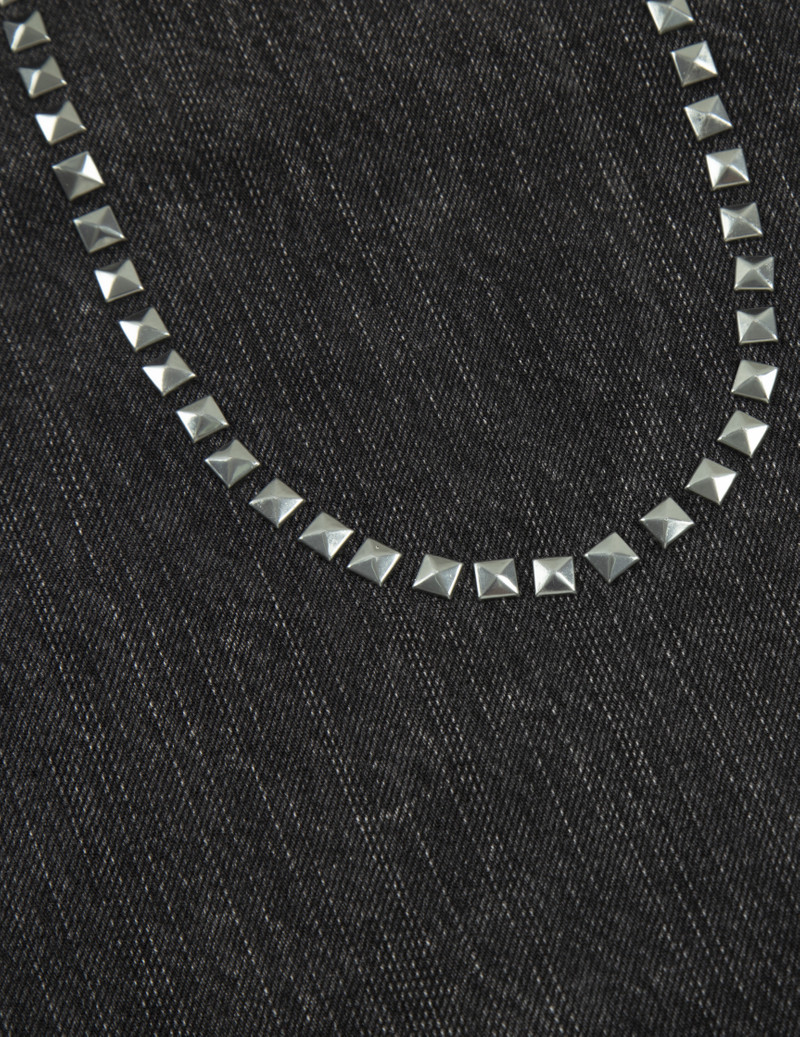 DISTRESSED STUDDED DAICOCK AND FAIR ISLE SNOWFLAKE PRINTED POCKET FASHION FIT JEANS 5