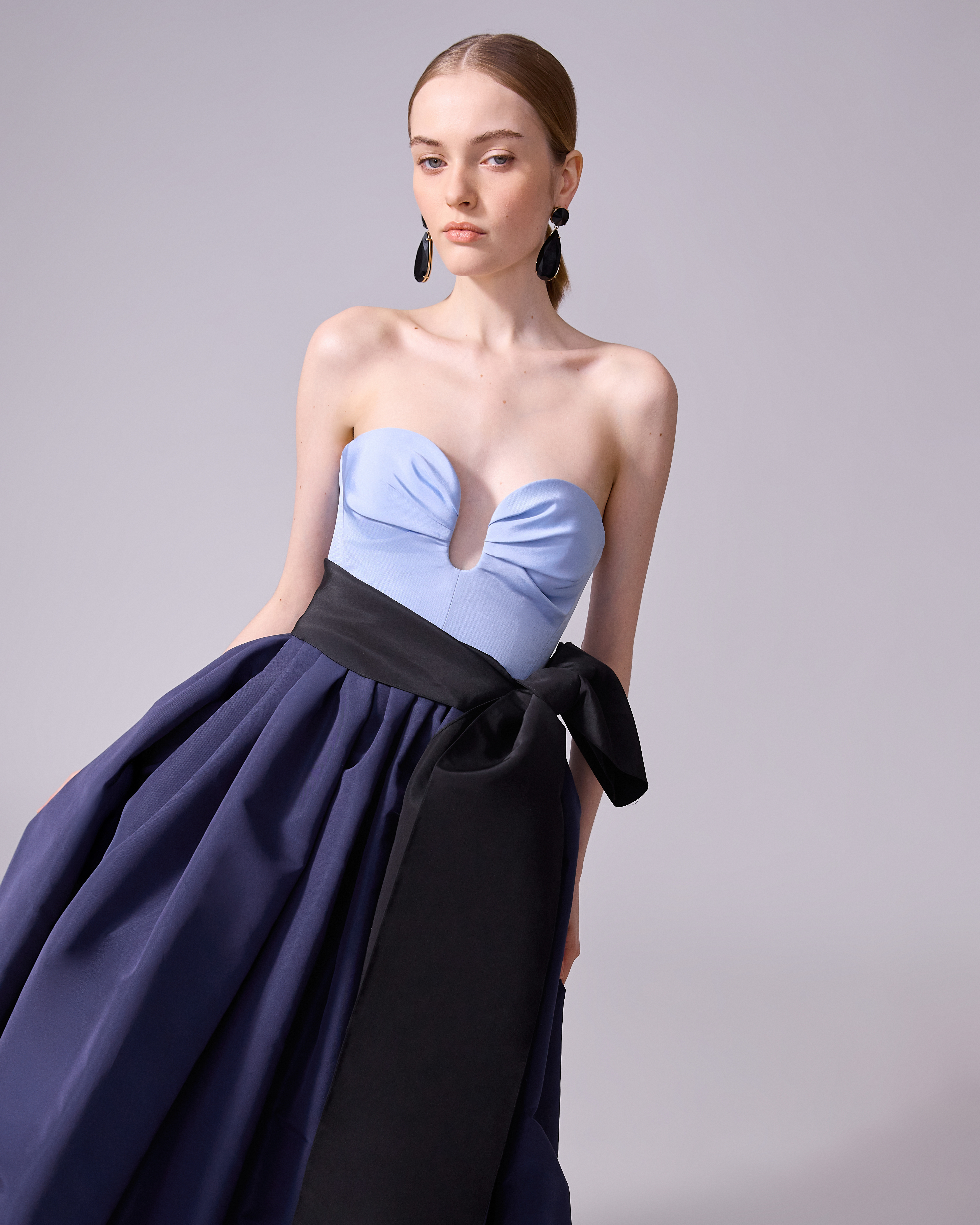 Sweetheart Gown With Sash - 4