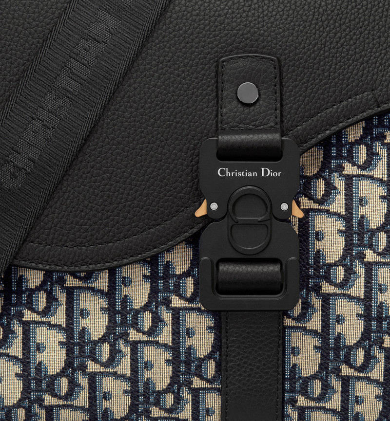 Saddle Messenger Bag 9