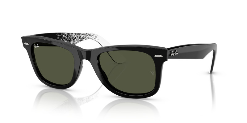 RB2140 Original Wayfarer Disney Mickey & Minnie Mouse Pixelated 1